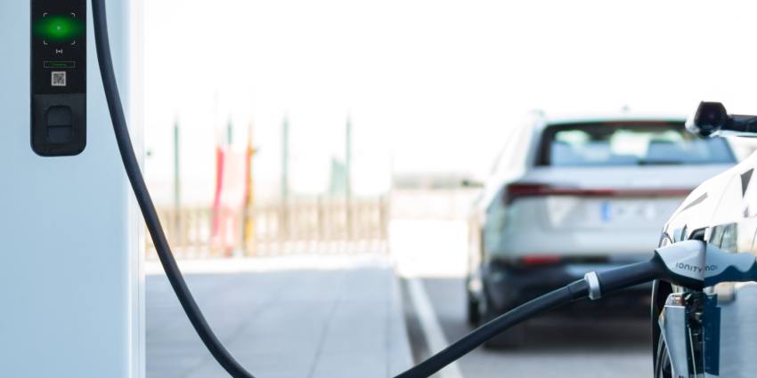 e-tron charging service